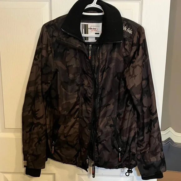 2/$20-Camouflage Zip-Up windbreaker Jacket - Picture 1 of 8